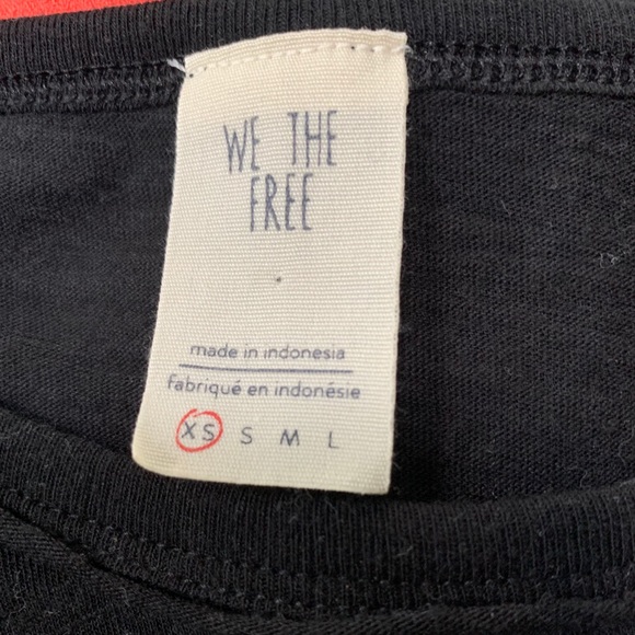 We the free perfect tshirt - Picture 2 of 4